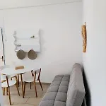 Anna'shouse *